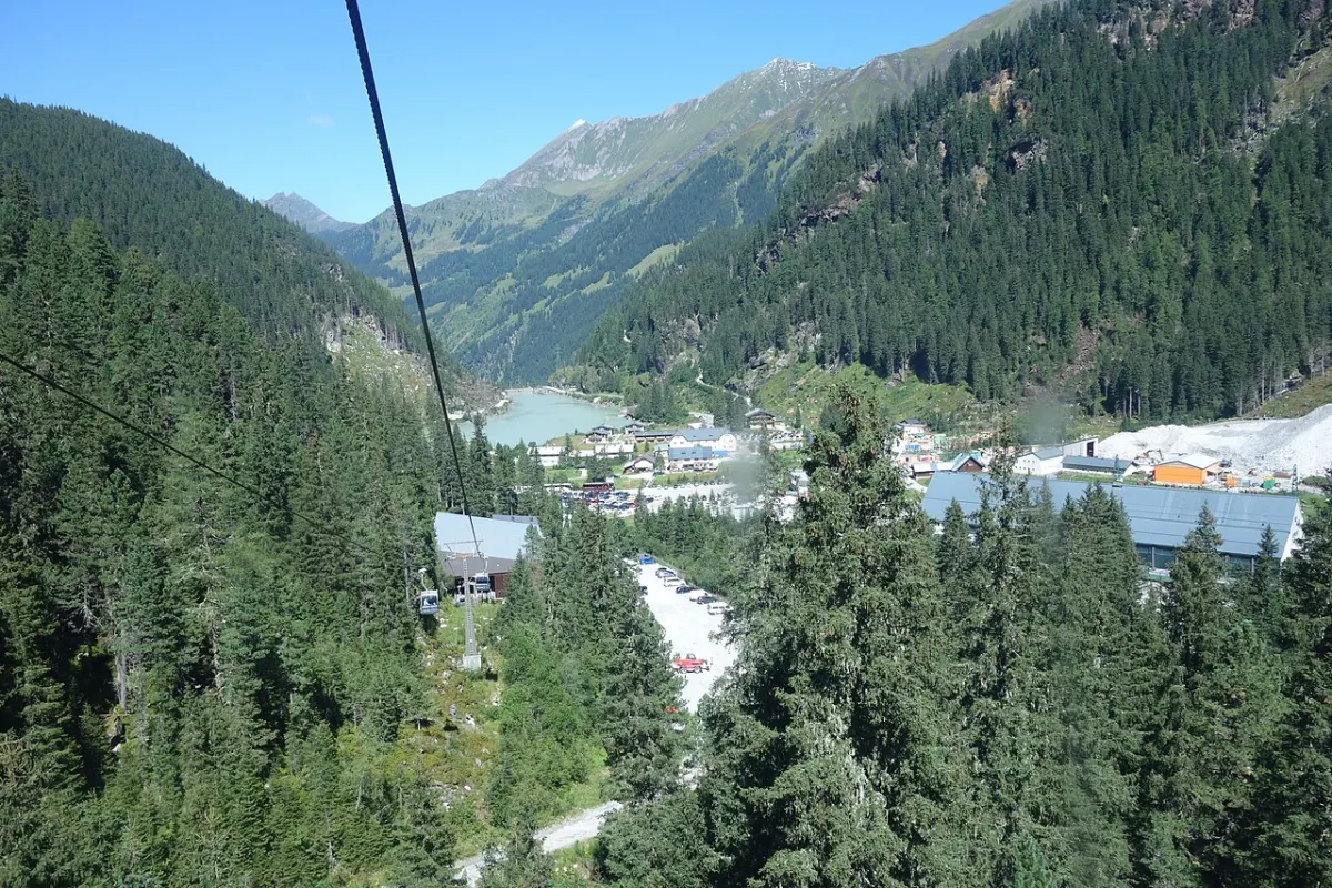 Seilbahn zur Rudolfshütte in der Weißsee Gletscherwelt